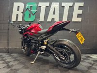 TRIUMPH STREET TRIPLE 765