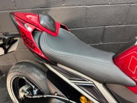 TRIUMPH STREET TRIPLE 765