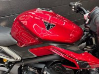 TRIUMPH STREET TRIPLE 765