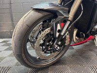TRIUMPH STREET TRIPLE 765