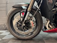 TRIUMPH STREET TRIPLE 765