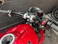 TRIUMPH STREET TRIPLE 765