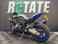 BMW HP4