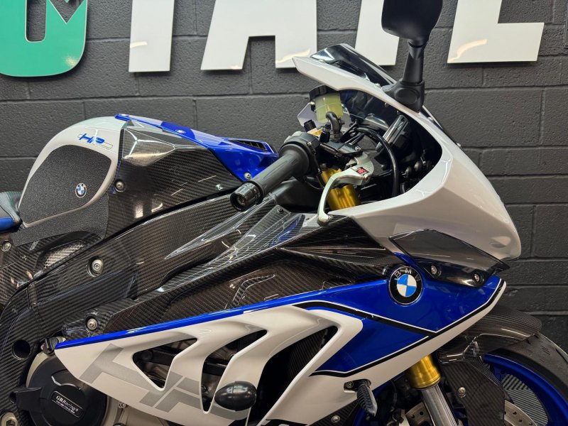 BMW HP4