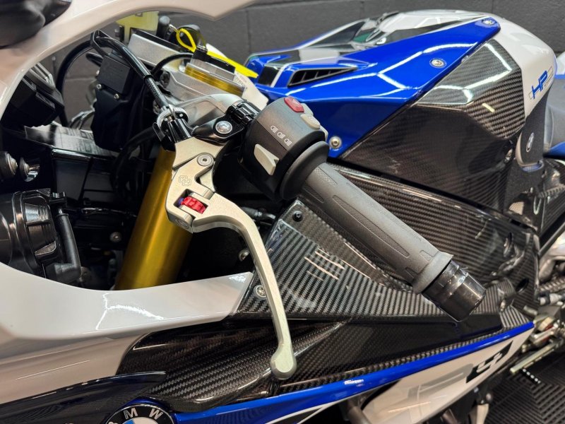 BMW HP4