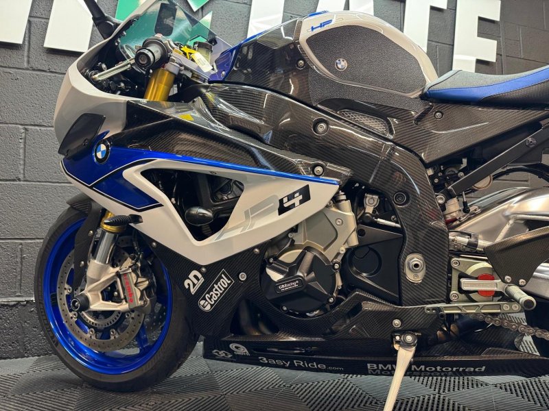 BMW HP4