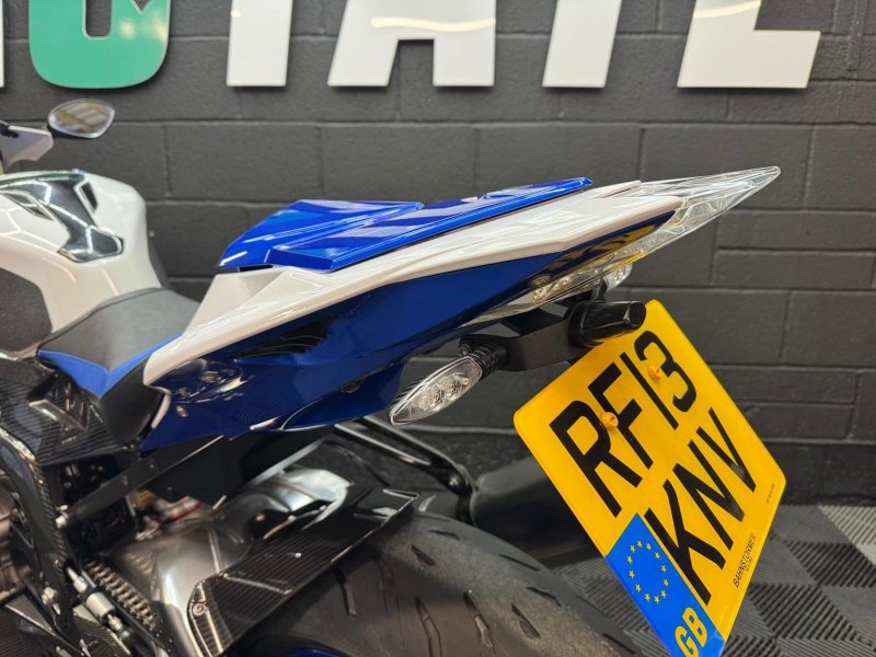BMW HP4