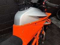 KTM 1290 SUPER DUKE R