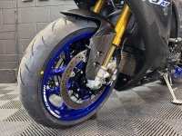 YAMAHA R1M