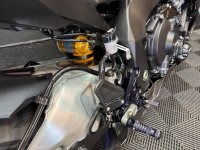 YAMAHA R1M