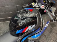 BMW M1000RR