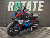 BMW M1000RR