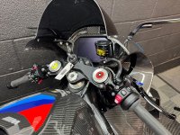 BMW M1000RR