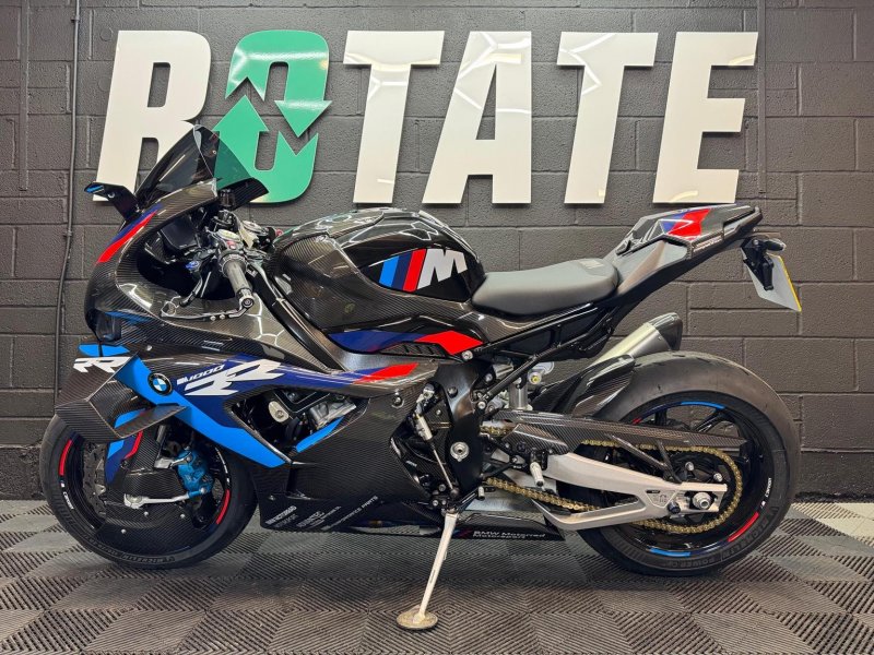 BMW M1000RR