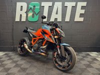 KTM 1290 SUPER DUKE R