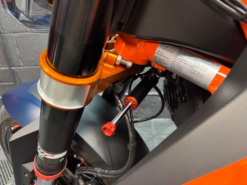 KTM 1290 SUPER DUKE R