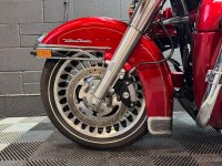 HARLEY-DAVIDSON Touring