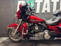 HARLEY-DAVIDSON Touring
