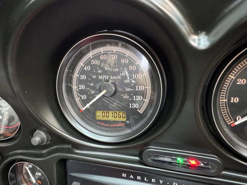 HARLEY-DAVIDSON Touring