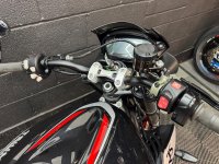 TRIUMPH STREET TRIPLE 765