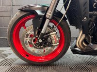 TRIUMPH STREET TRIPLE 765