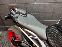 TRIUMPH STREET TRIPLE 765