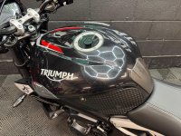 TRIUMPH STREET TRIPLE 765