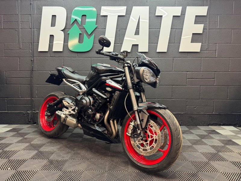 TRIUMPH STREET TRIPLE 765