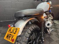 TRIUMPH Scrambler