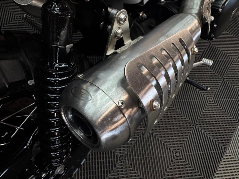 TRIUMPH Scrambler