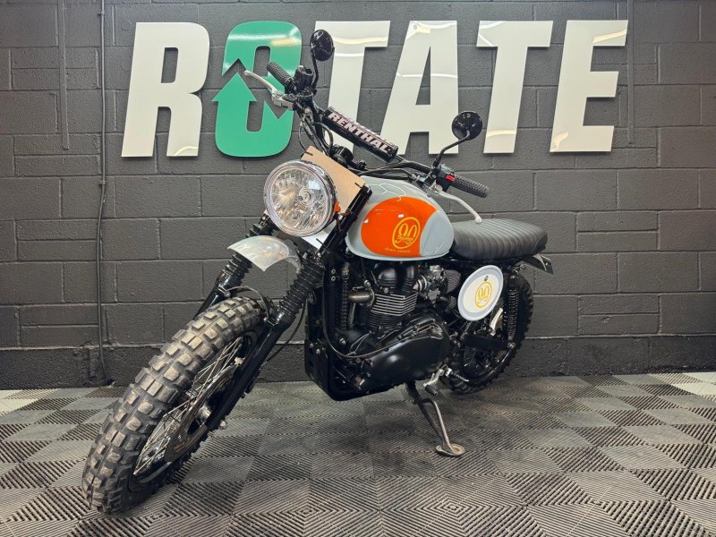 TRIUMPH Scrambler