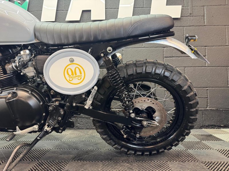 TRIUMPH Scrambler