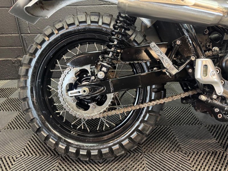 TRIUMPH Scrambler