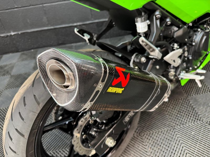 KAWASAKI Ninja 400