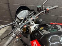 APRILIA Tuono 1100 V4
