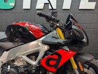 APRILIA Tuono 1100 V4