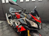 APRILIA Tuono 1100 V4