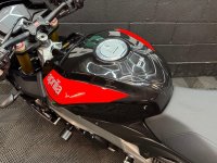 APRILIA Tuono 1100 V4