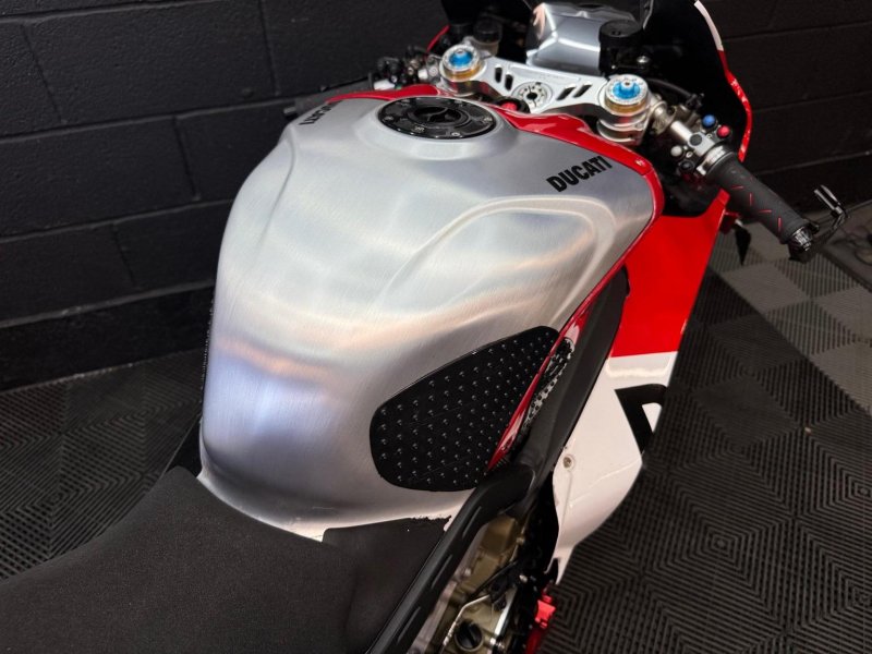 DUCATI PANIGALE V4R