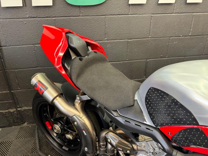 DUCATI PANIGALE V4R
