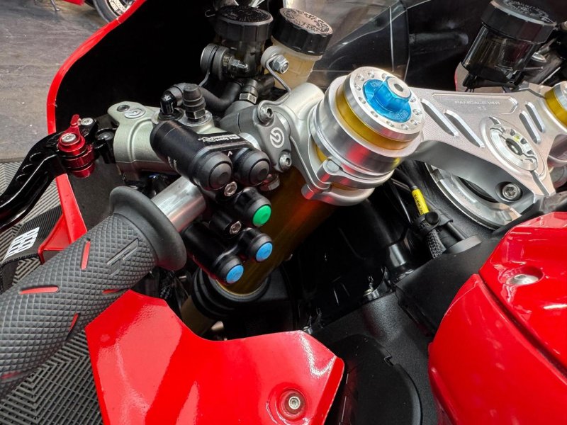 DUCATI PANIGALE V4R
