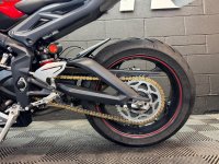 TRIUMPH DAYTONA 675