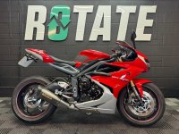 TRIUMPH DAYTONA 675
