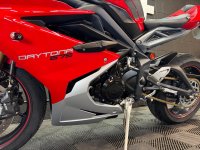 TRIUMPH DAYTONA 675