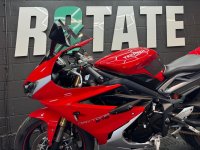 TRIUMPH DAYTONA 675