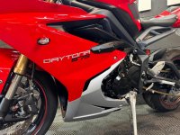 TRIUMPH DAYTONA 675