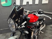 TRIUMPH SPEED TWIN