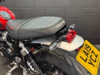 TRIUMPH SPEED TWIN