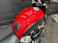 TRIUMPH SPEED TWIN