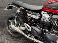 TRIUMPH SPEED TWIN
